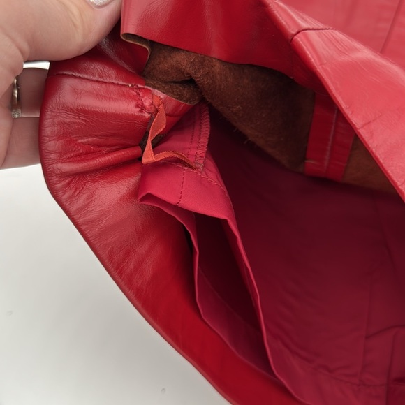 Vintage Red Leather Skirt | Berman’s | Size 6 | High-Waisted Pencil Skirt - Picture 8 of 10